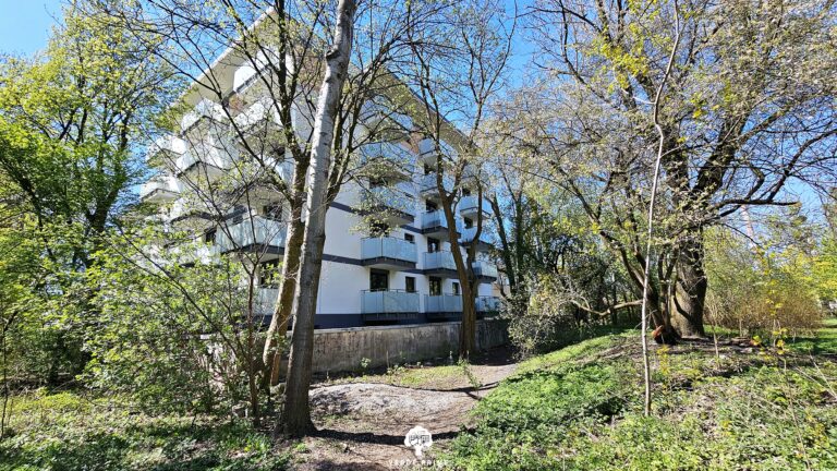 4-pokojowe Mieszkanie w spokojnej okolicy, Łódź-Bałuty - zdjęcie 1